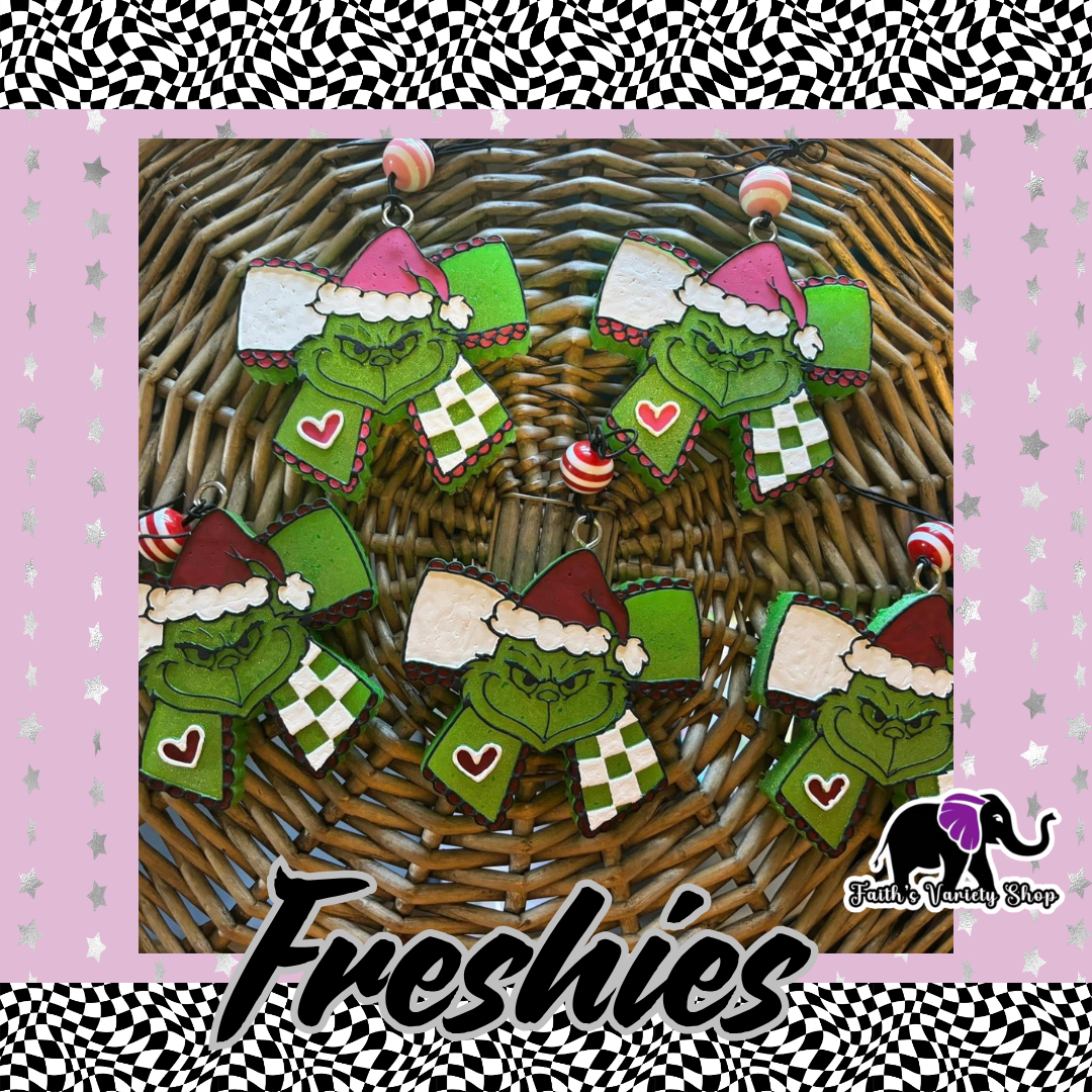 Green Guy Bow Freshie