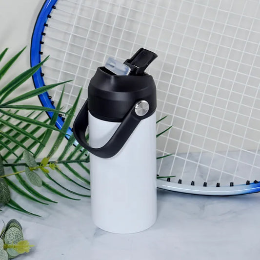 Kids Fliptop black lid sippy